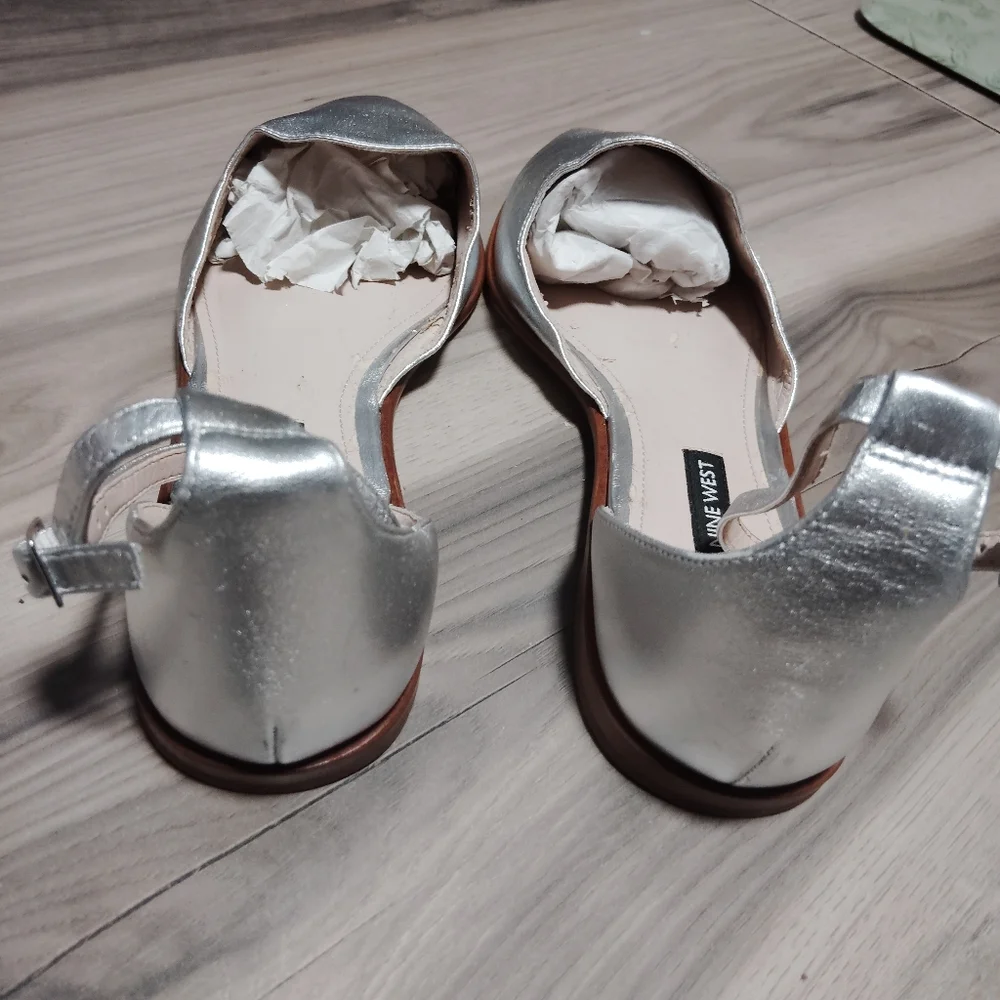 Nine West Oriona Pointed Toe Ankle Strap Slide Flats Sz- 10 1/2 - Picture 5 of 8